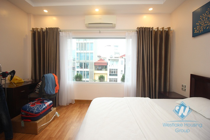 One bedroom apartment with fully furnished for rent in Hoan Kiem district 